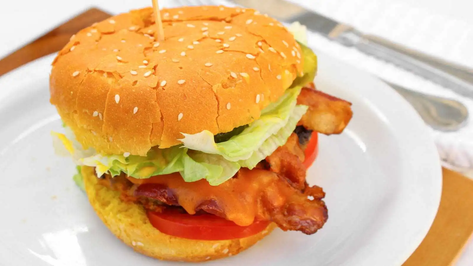 Bacon cheese burger at White Star Diner, Winnipeg